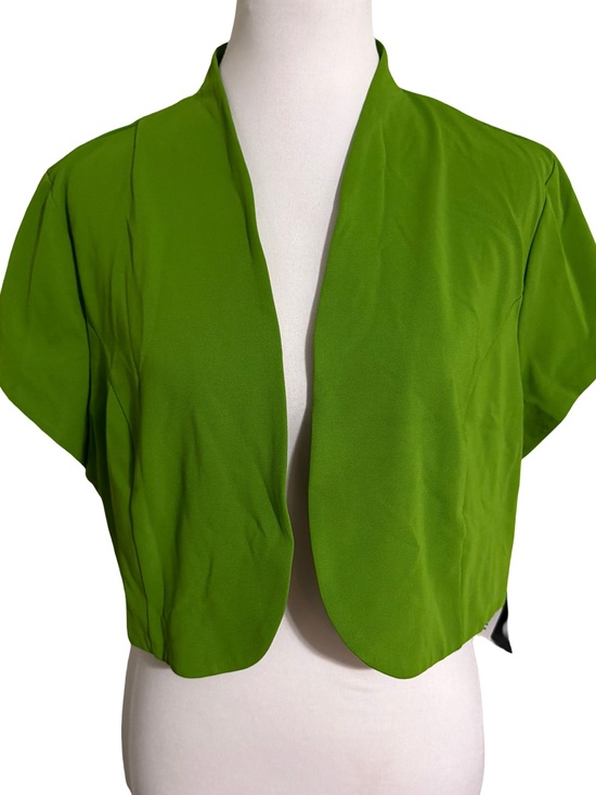 Ile New York Jackets & Blazers - Women’s Green Cropped Open-Front Blazer Jacket